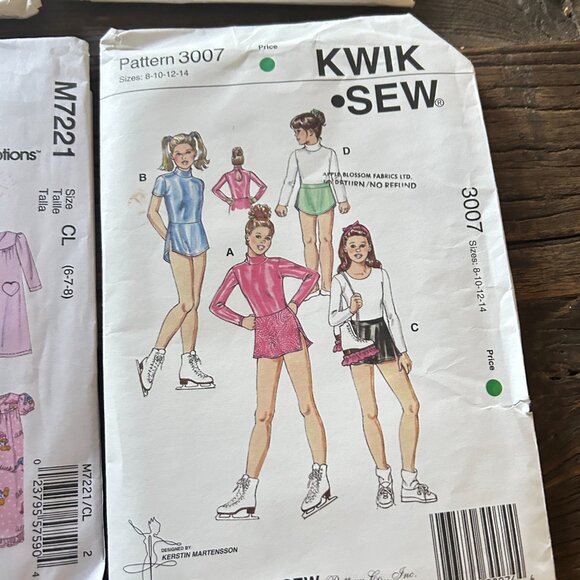 Lot of 9 Children’s Sewing Patterns | Simplicity, McCall’s & More | Uncut Misc. - Picture 2 of 9